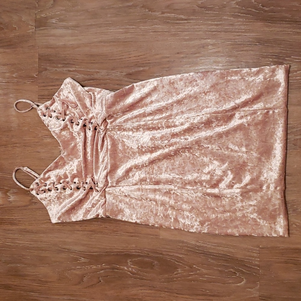 (M) Guess Los Angeles Mini Dress Barbiecore Velvet Pastel V Neck Party Evening
